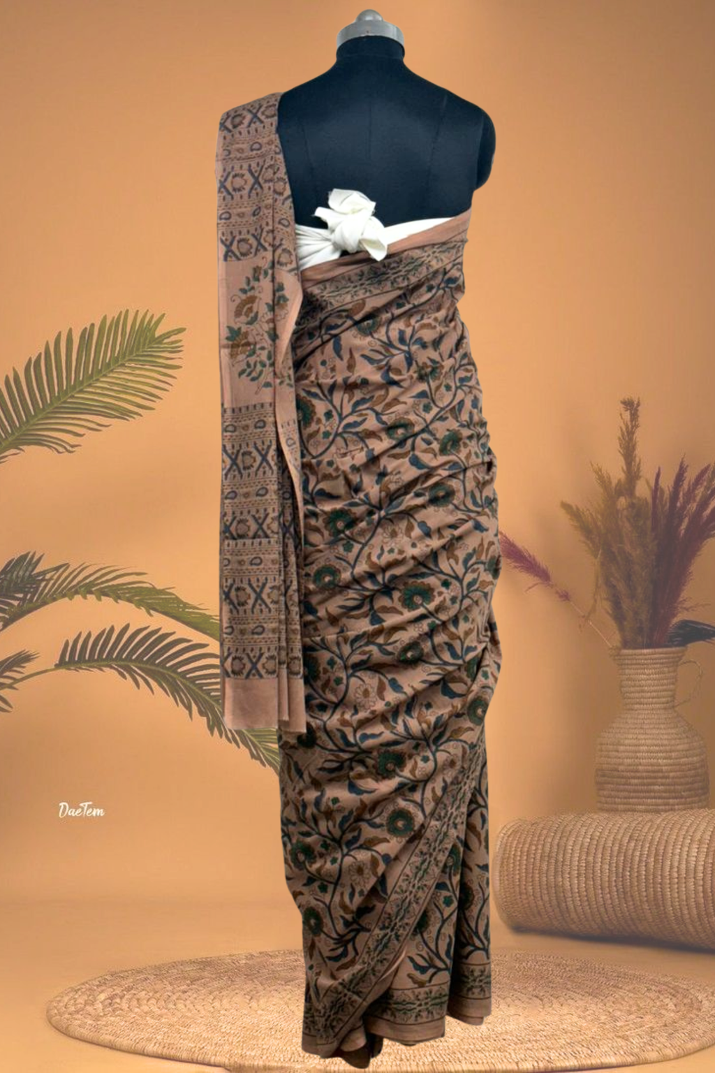 Aashima Floral Cotton Saree