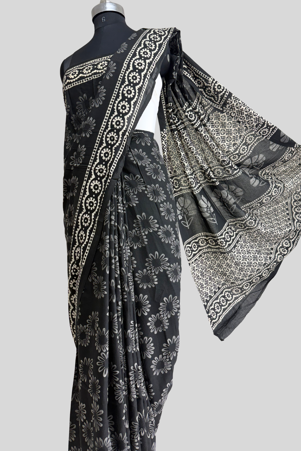 Noir Kalaakriti Handblock Saree