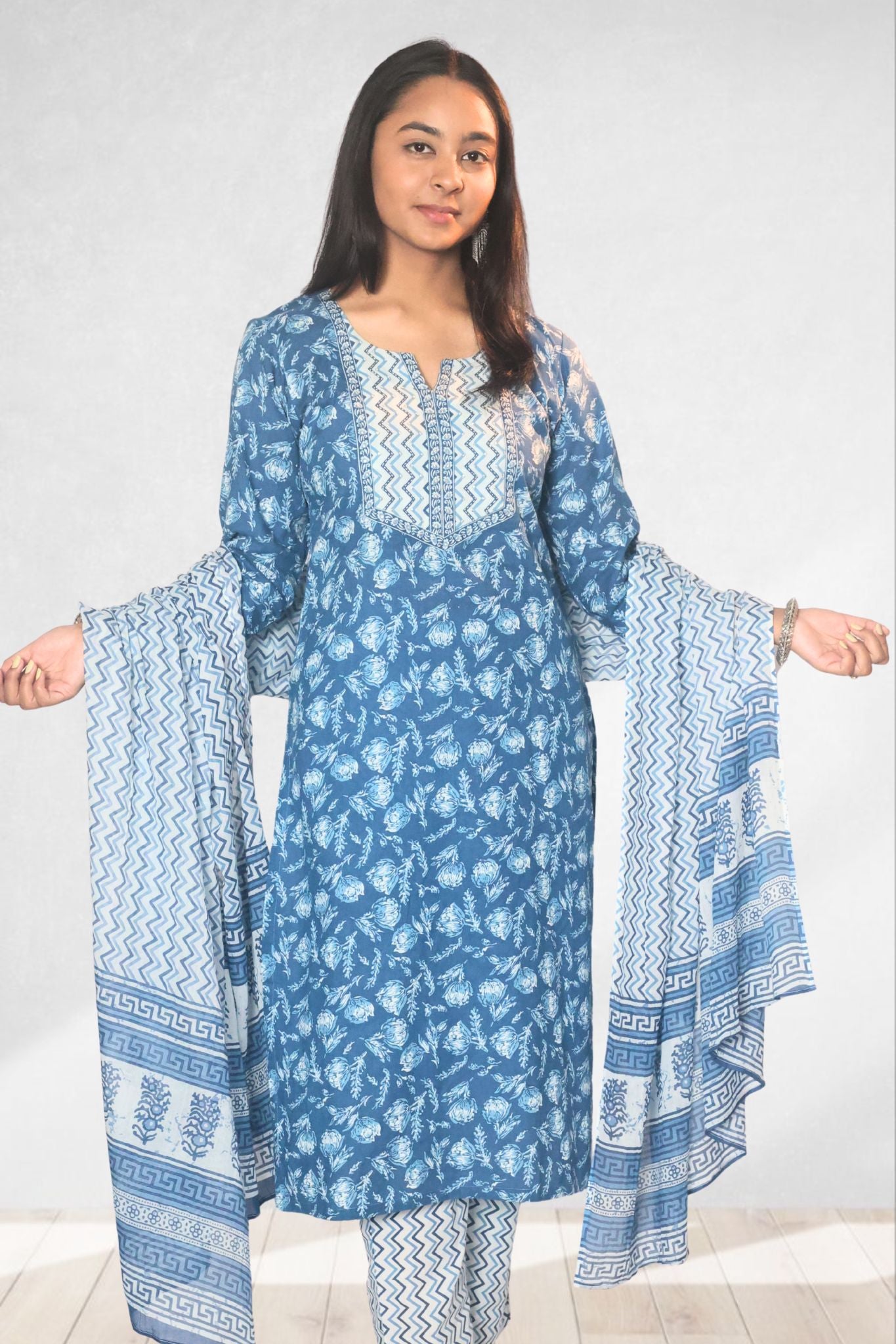 Neer Indigo Dupatta