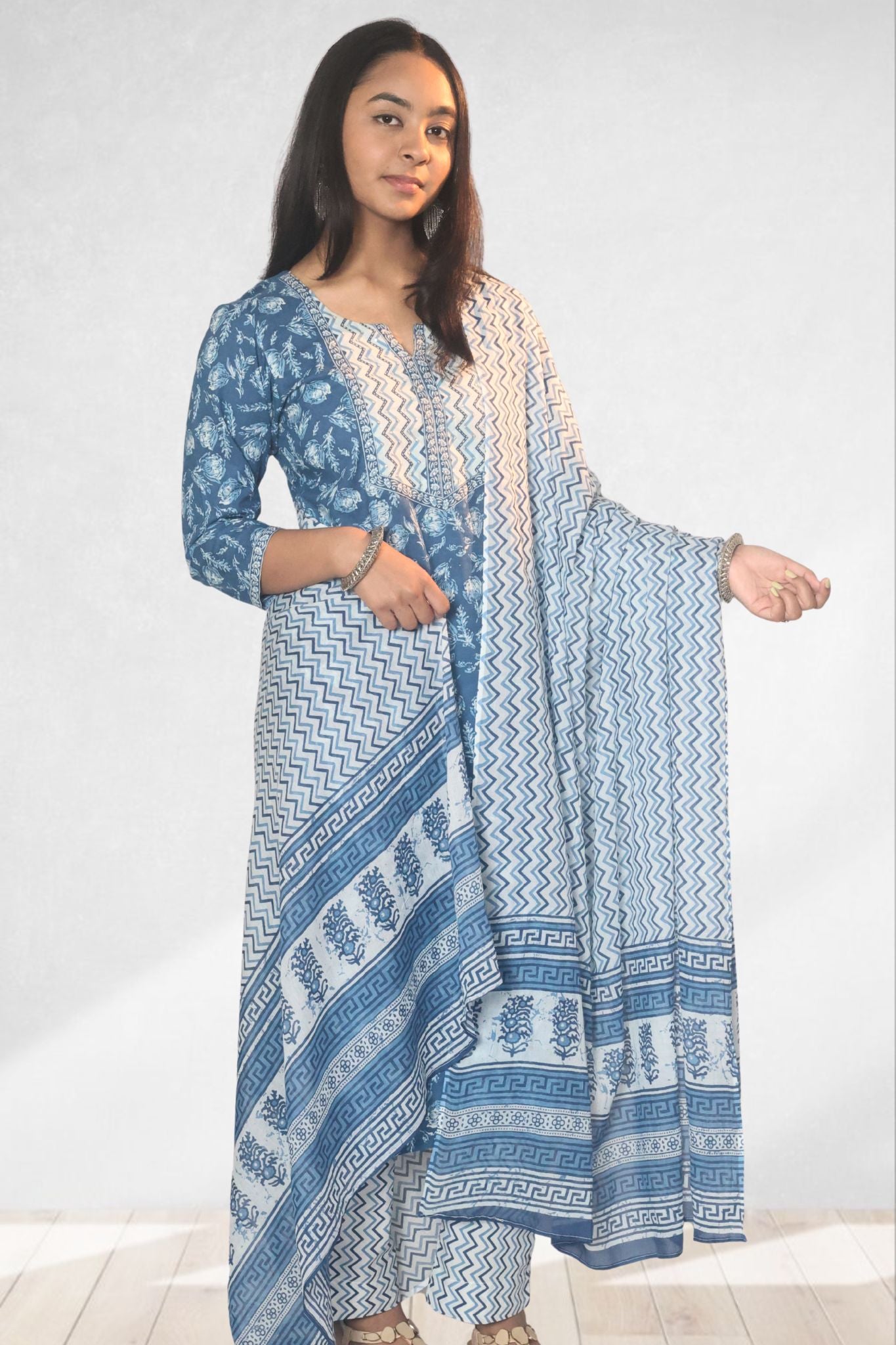 Neer Indigo Dupatta