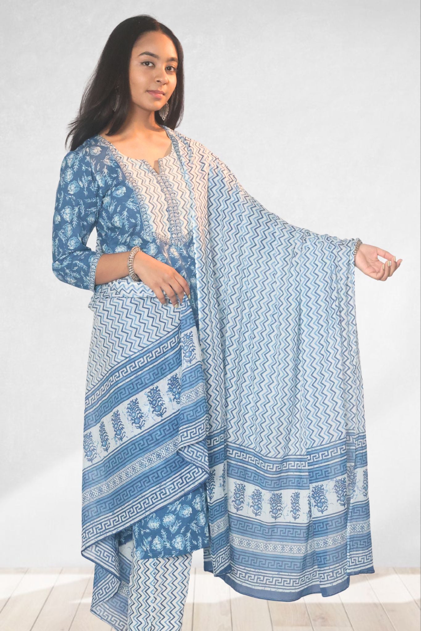 Neer Indigo Dupatta