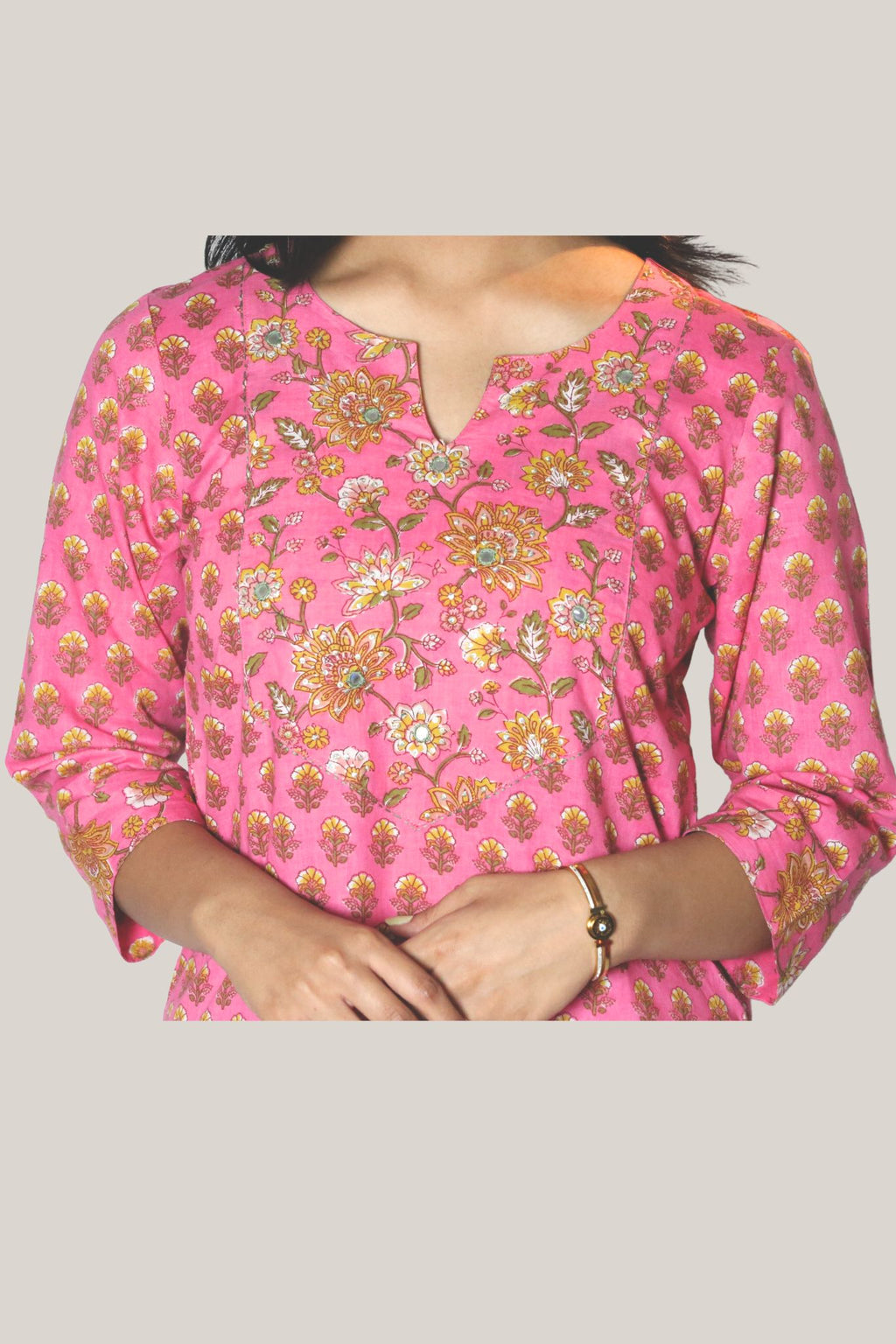 Roohaani Gulabi Floral Straight Cotton Kurta for Women